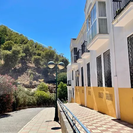 Apartment Moderno En Centro-malaga Con Balcon Malaga