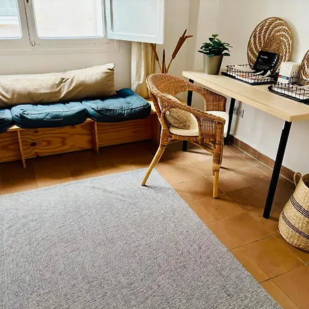 Apartment Moderno En Centro-malaga Con Balcon Malaga