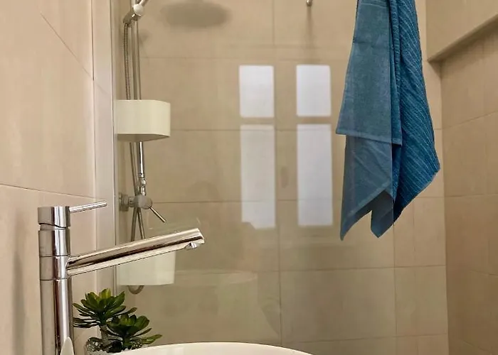 Barcenillas Centro-malaga Con Balcon شقة مالقة